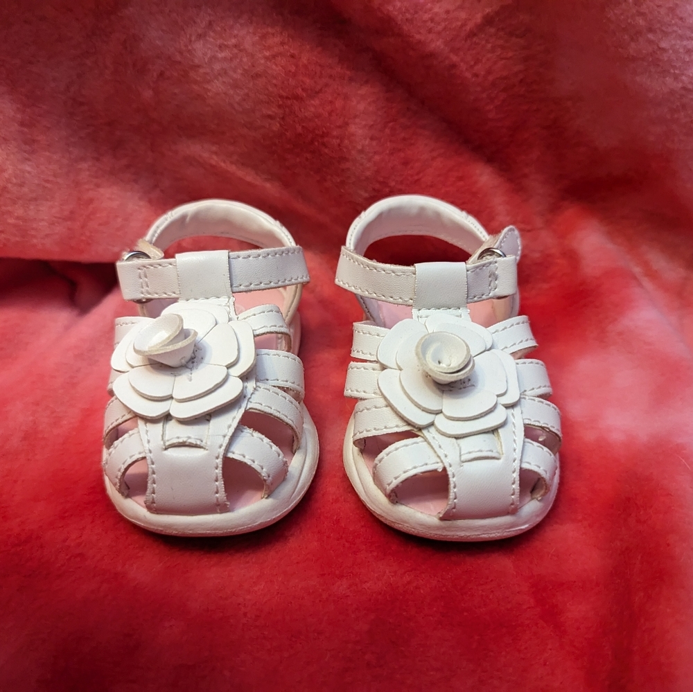 Baby Sandals with Flower RARELY WORN - Picture 2 of 6